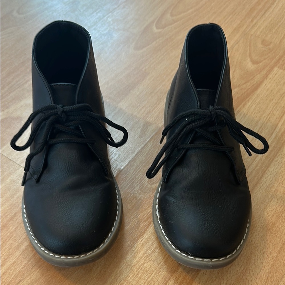 The Children's Place Black Lace Up Boots Boys Size 3